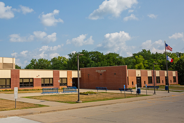Photo of River Woods Elementary School