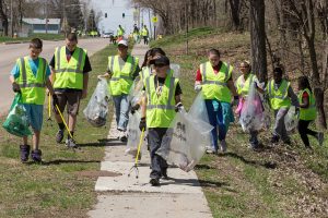 More than 200 McCombs students took to the streets to clean up their neighborhood.