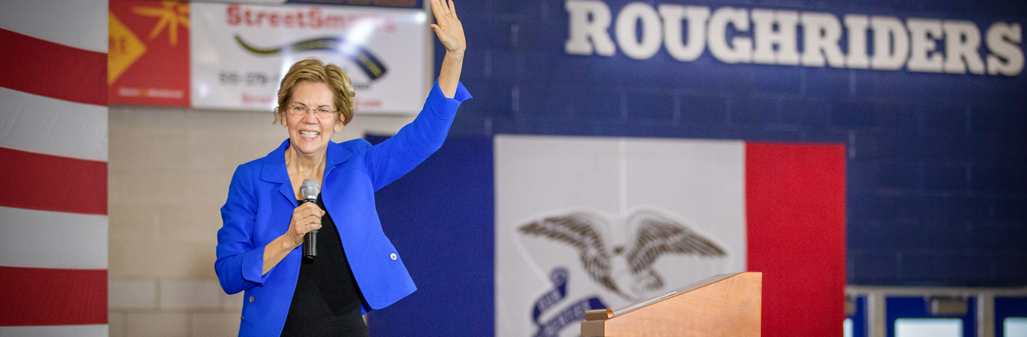Campaign Trail Makes Another DMPS Stop as Warren Talks Education