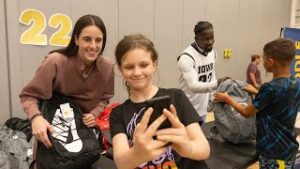 Caitlin Clark Donates Backpacks to Des Moines Students thumbnail